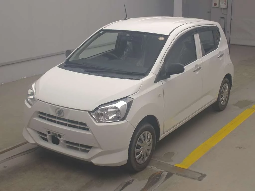 Daihatsu Mira e:S LA350S 2021